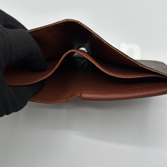 Men’s Wallet Bundle | Gucci, Burberry, Louis Vuitton and Tumi | Good Condition - Picture 12 of 13